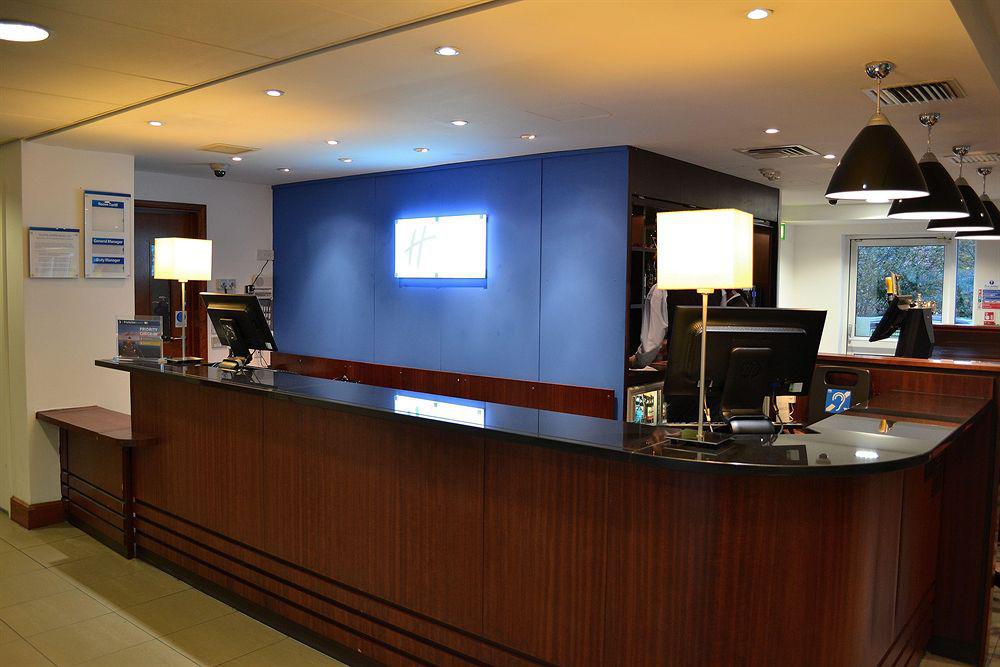 Holiday Inn Express Shrewsbury By Ihg Exterior foto