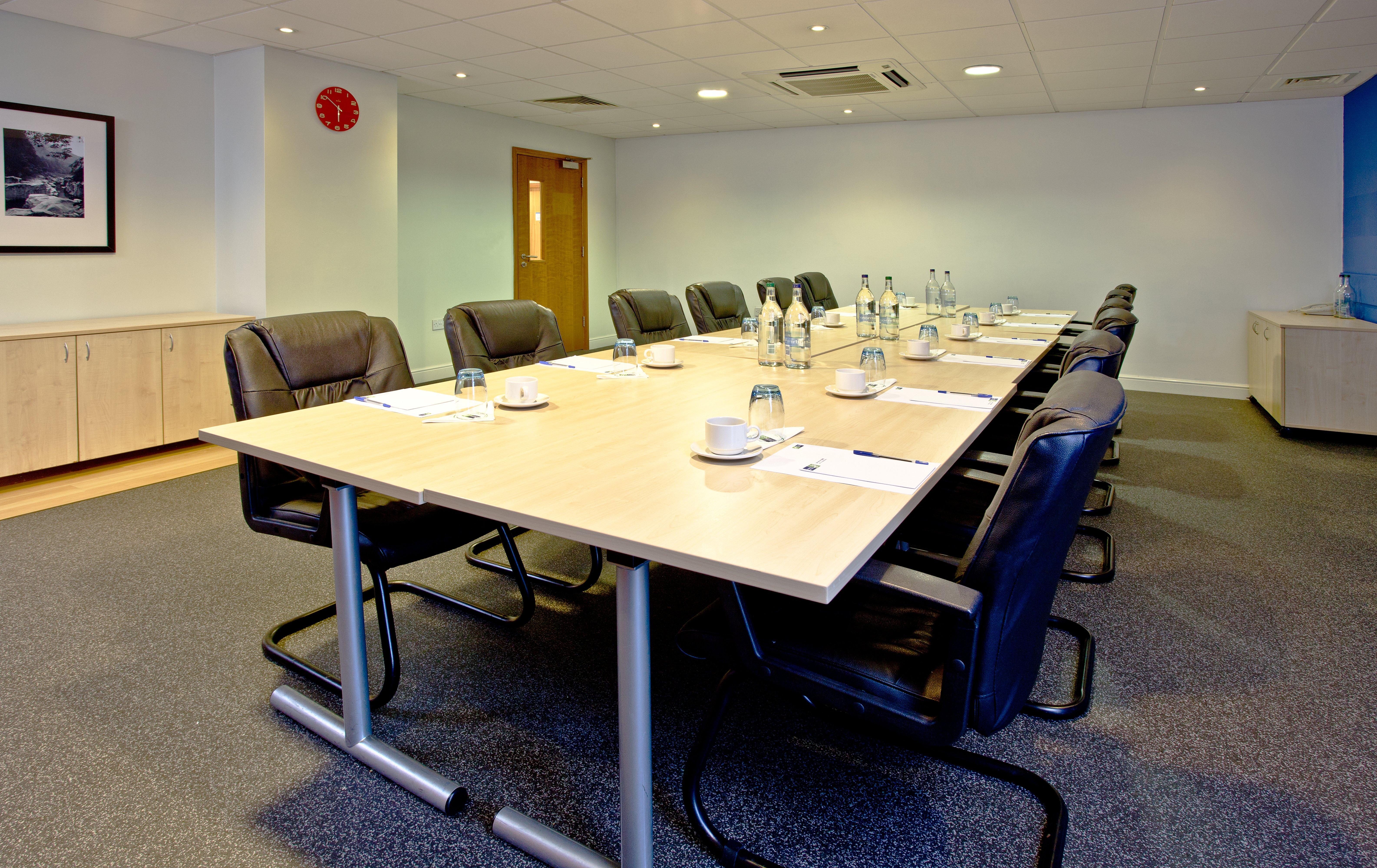 Holiday Inn Express Shrewsbury By Ihg Exterior foto