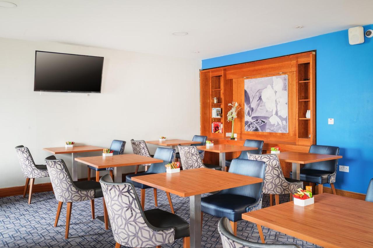 Holiday Inn Express Shrewsbury By Ihg Exterior foto